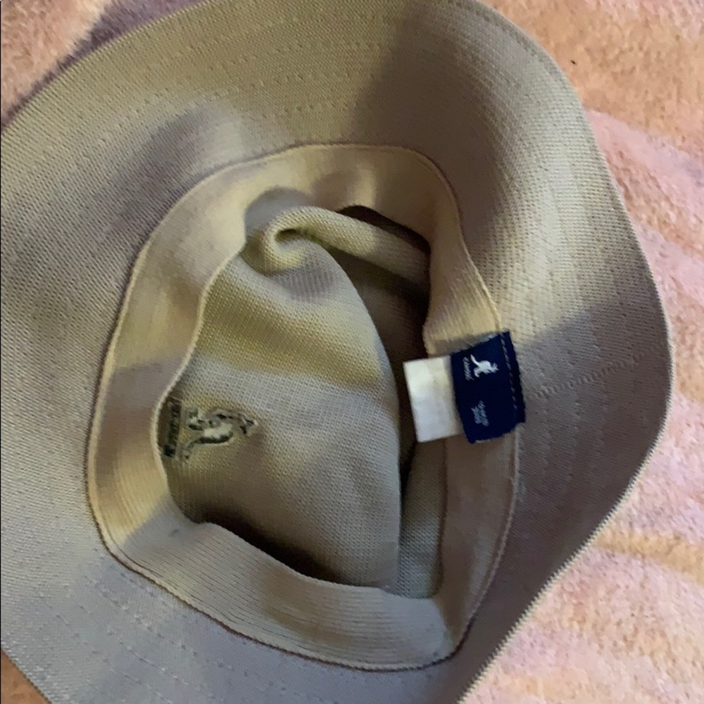 A vintage Kangol bucket hat - Picture 4 of 4